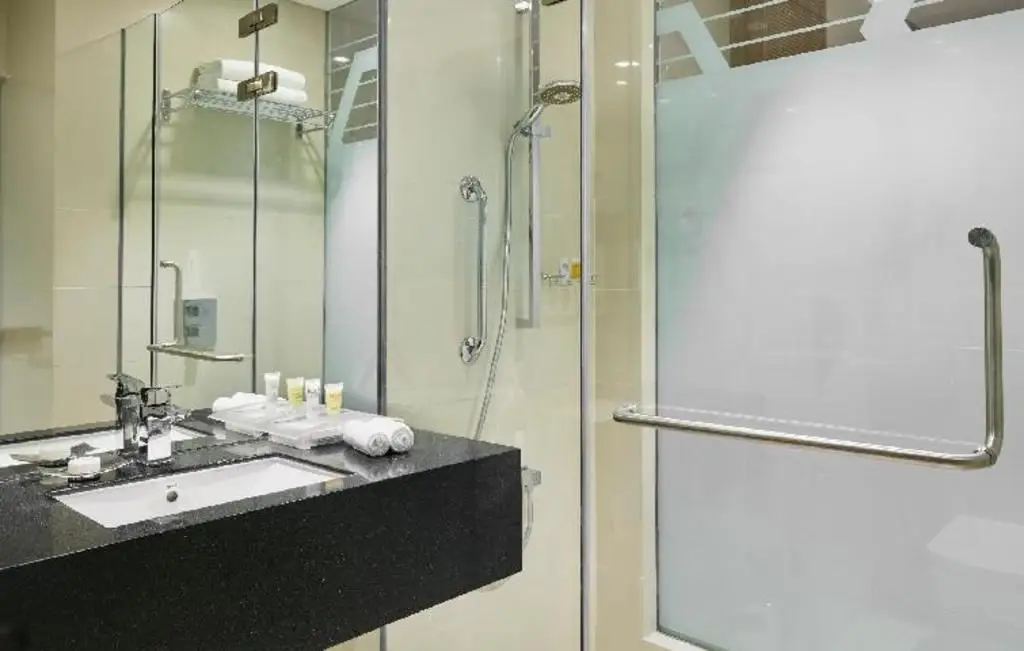 Holiday Inn Doha - The Business Park, an IHG Hotel — photo 2