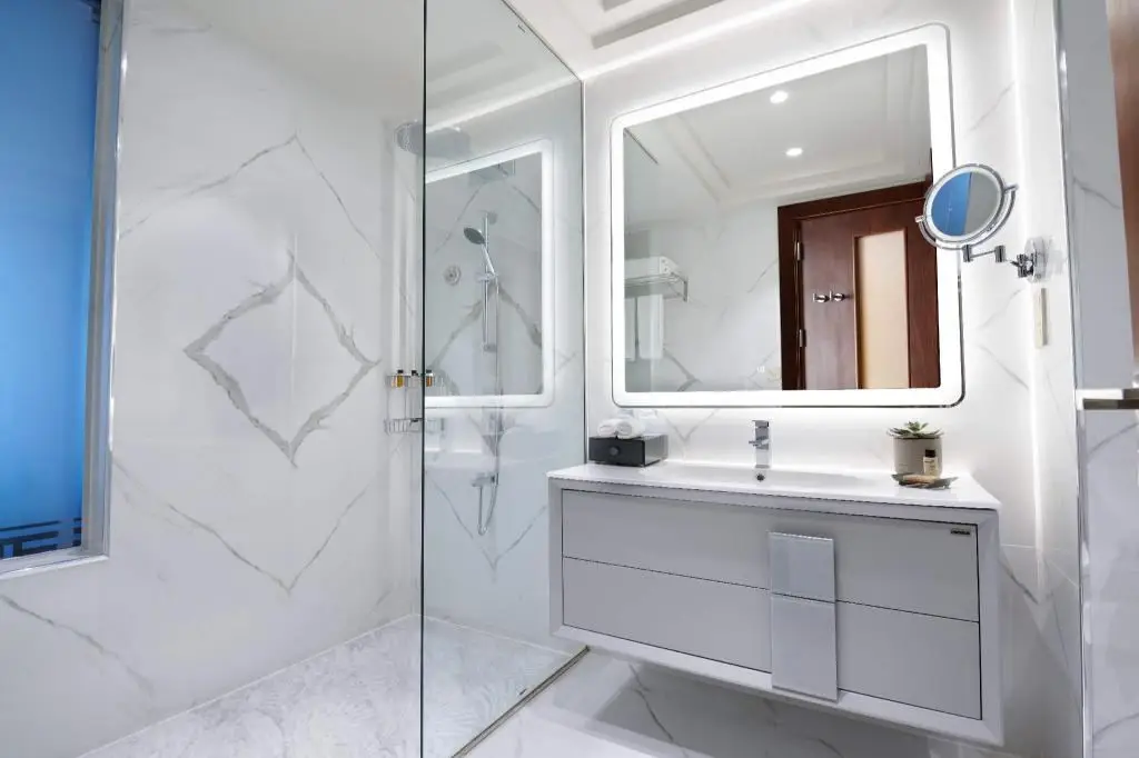Wyndham Grand Doha West Bay Beach — photo 2