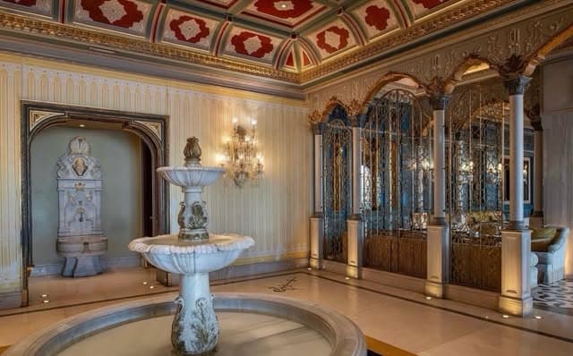 Sukar Pasha Ottoman Lounge